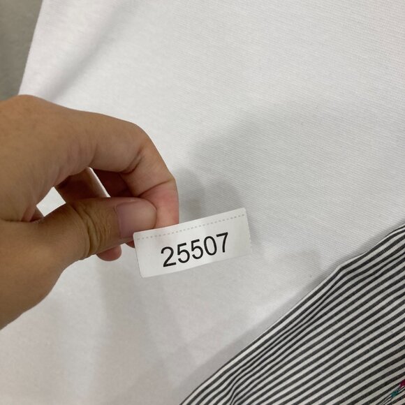 COURT & ROWE size 3X Striped Floral Embroidered Bow Tie Sleeve Button Down - Picture 11 of 11